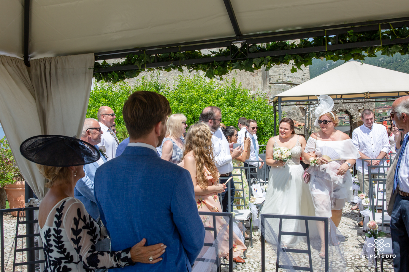 Professional wedding photographer. Wedding at the Scaliger Castle of Malcesine on Lake Garda