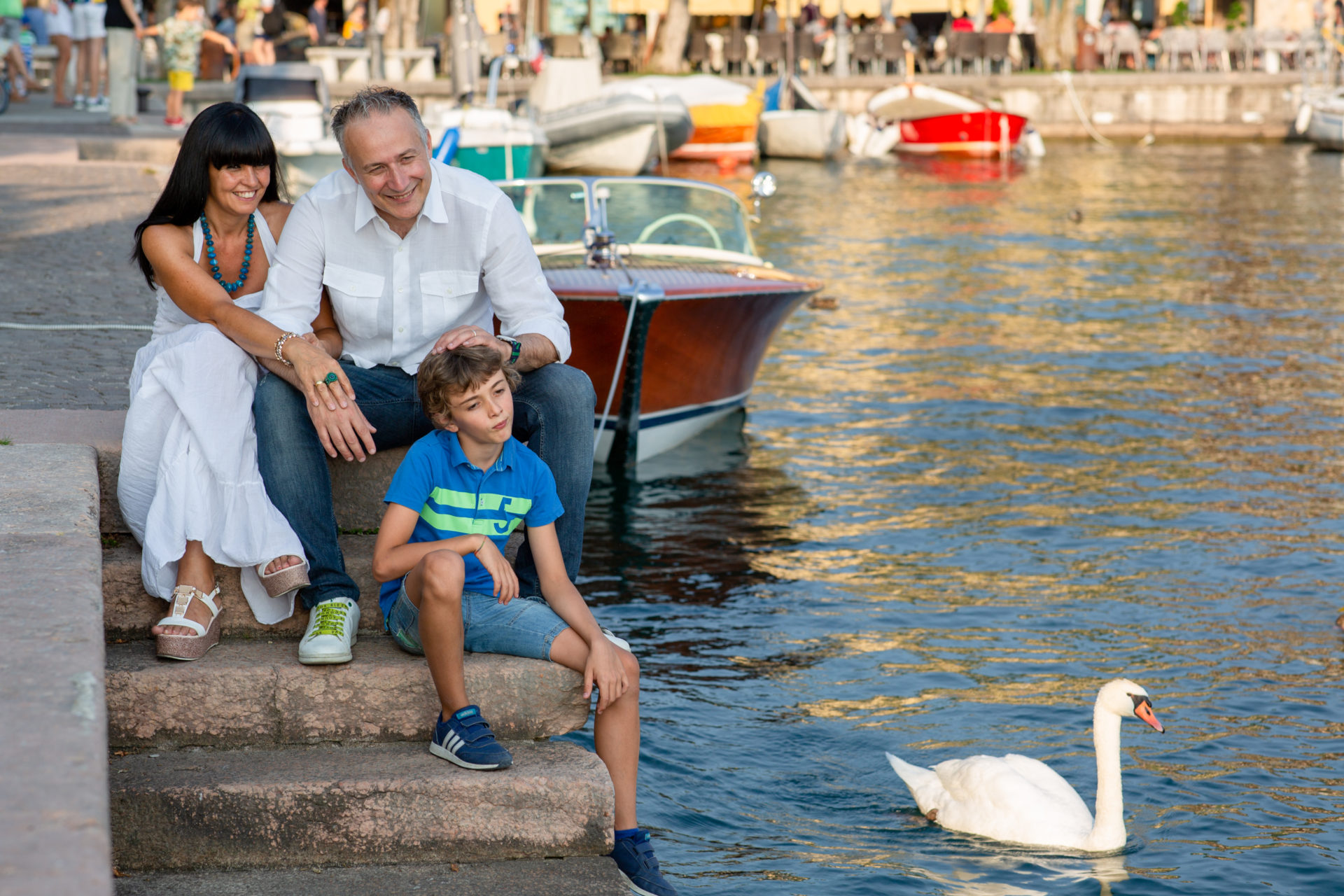 Servizi fotografici per ritratti e famiglia - Family Photos at Lake Garda with the Local Photographer