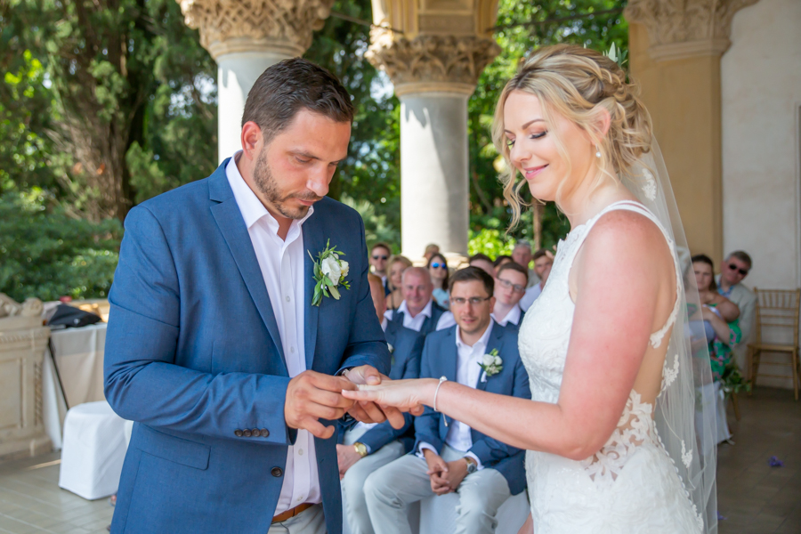 Exchange of wedding rings - Isola del Garda