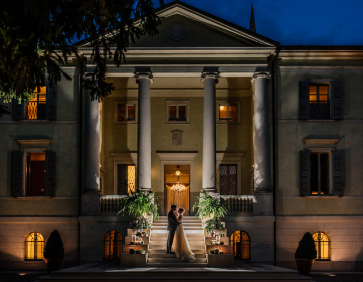 Wedding portrait photographer at lake Garda