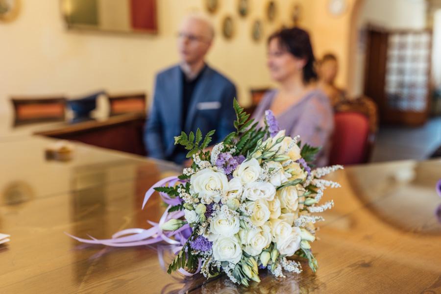 Elopement and wedding photographer on Lake Garda